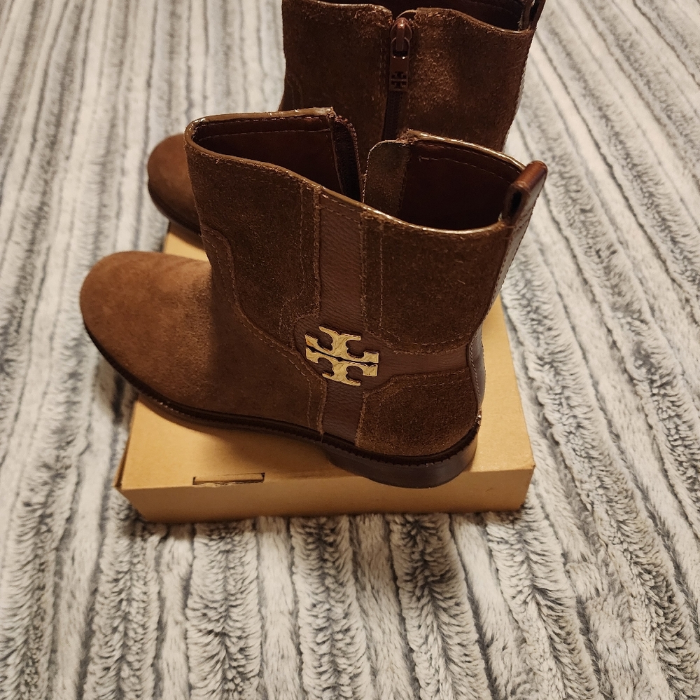 Tory Burch Ankle Boots 👢